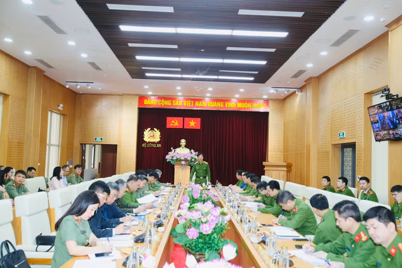 Toàn cảnh hội nghị giao ban