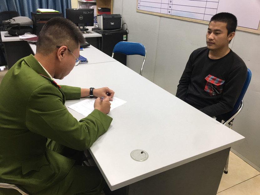 Cơ quan CSĐT - CAQ Bắc Từ Liêm ghi lời khai đối tượng Nguyễn Văn Tâm Cơ quan CSĐT - CAQ Bắc Từ Liêm ghi lời khai đối tượng Nguyễn Văn Tâm