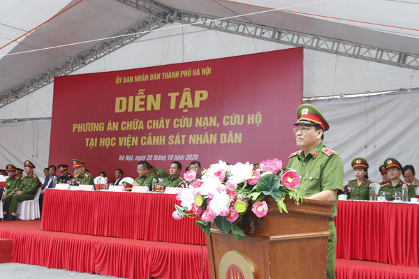 Thiếu tướng Đỗ Minh Dũng, Phó Cục trưởng Cục Cảnh sát phòng cháy, chữa cháy và cứu nạn, cứu hộ phát biểu tại buổi diễn tập Thiếu tướng Đỗ Minh Dũng, Phó Cục trưởng Cục Cảnh sát phòng cháy, chữa cháy và cứu nạn, cứu hộ phát biểu tại buổi diễn tập