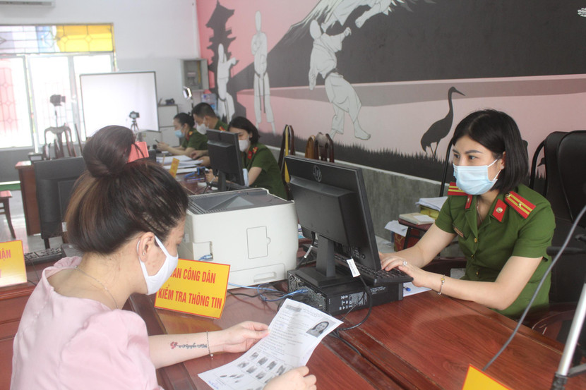 Người dân cảm thấy rất tiện lợi vì thủ tục làm CCCD được nhanh chóng
