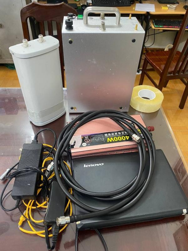 Tang vật đối tượng Chen Jiong sử dụng để phát tán tin nhắn giả mạo thương hiệu Tang vật đối tượng Chen Jiong sử dụng để phát tán tin nhắn giả mạo thương hiệu