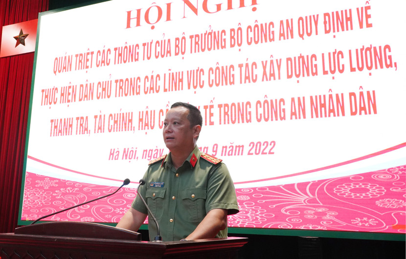 Đại tá Phạm Thanh Hùng, Phó Giám đốc CATP chủ trì hội nghị