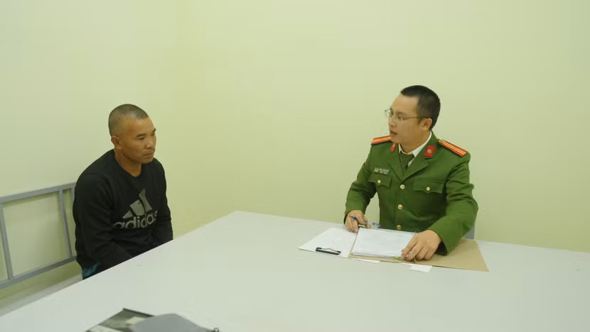 Cơ quan CSĐT CAH Hoài Đức ghi lời khai Nguyễn Văn Hải Cơ quan CSĐT CAH Hoài Đức ghi lời khai Nguyễn Văn Hải