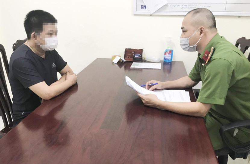 Cơ quan công an ghi lời khai lái xe cứu thương