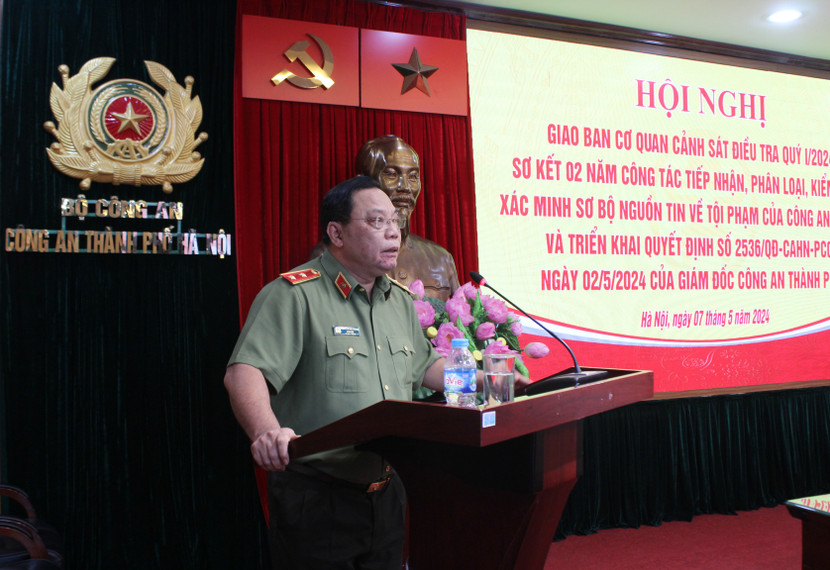 Trung tướng Nguyễn Hải Trung, Ủy viên Ban Thường vụ Thành ủy, Bí thư Đảng ủy, Giám đốc CATP phát biểu chỉ đạo tại hội nghị