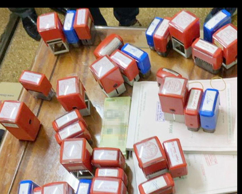 Dấu của các công ty 'ma' Hạnh sử dụng