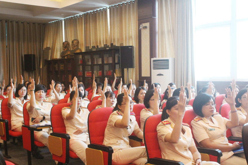 Đại hội đã bầu 5 đồng chí vào Ban chấp hành Hội phụ nữ Phòng Hồ sơ nhiệm kỳ 2021-2025