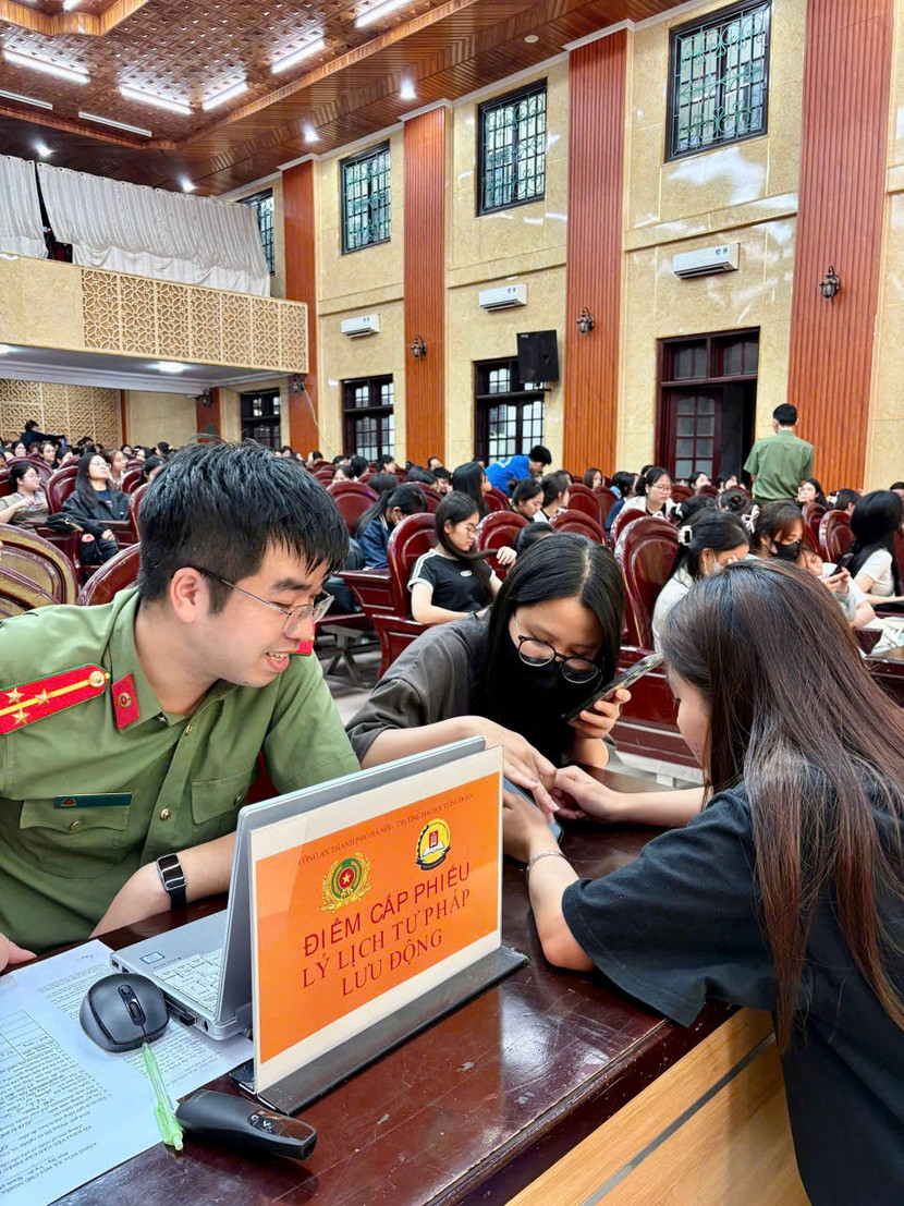 Hỗ trợ cấp lý lịch tư pháp lưu động