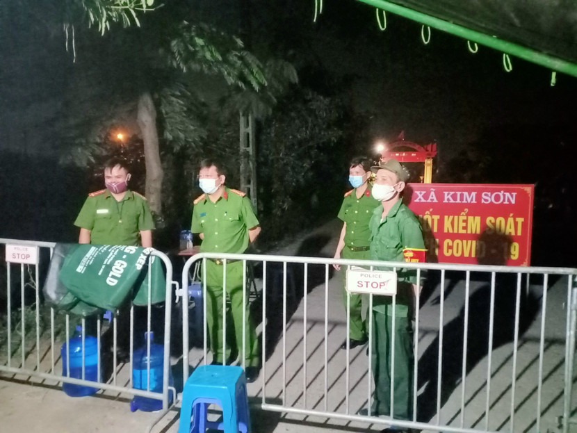 Công an Hà Nội trong những ngày chống dịch Covid-19