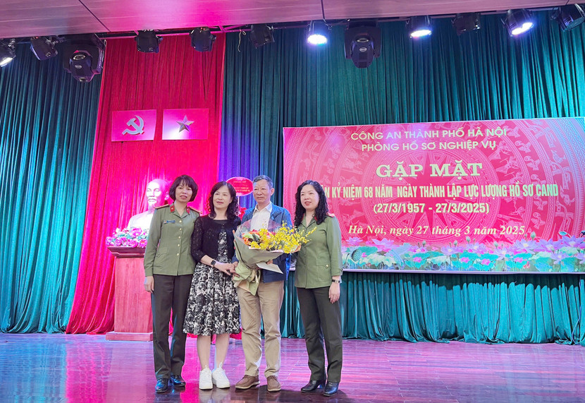 Gặp mặt tri ân các thế hệ cán bộ đi trước