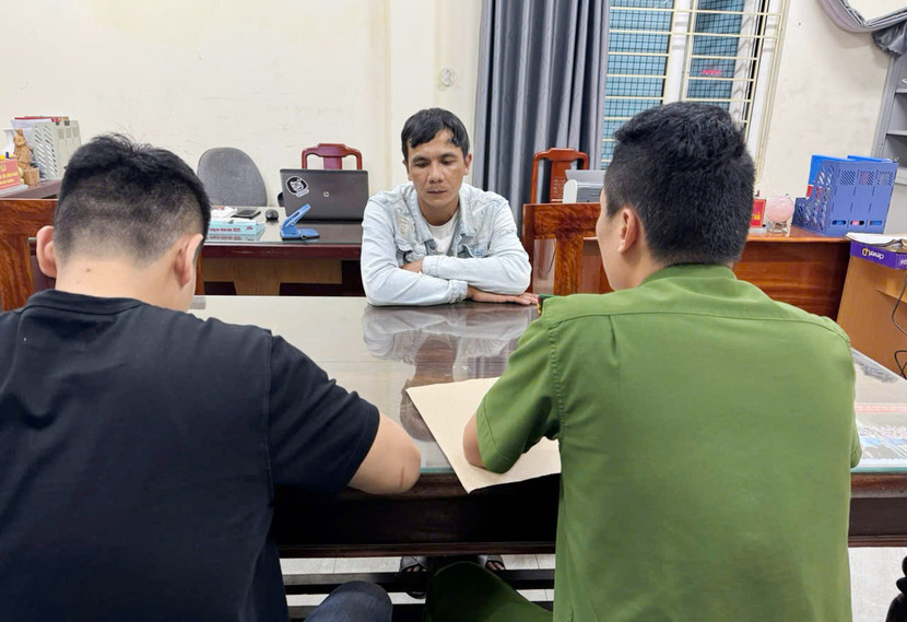 Cơ quan công an ghi lời khai Hoàng Văn Nghệ