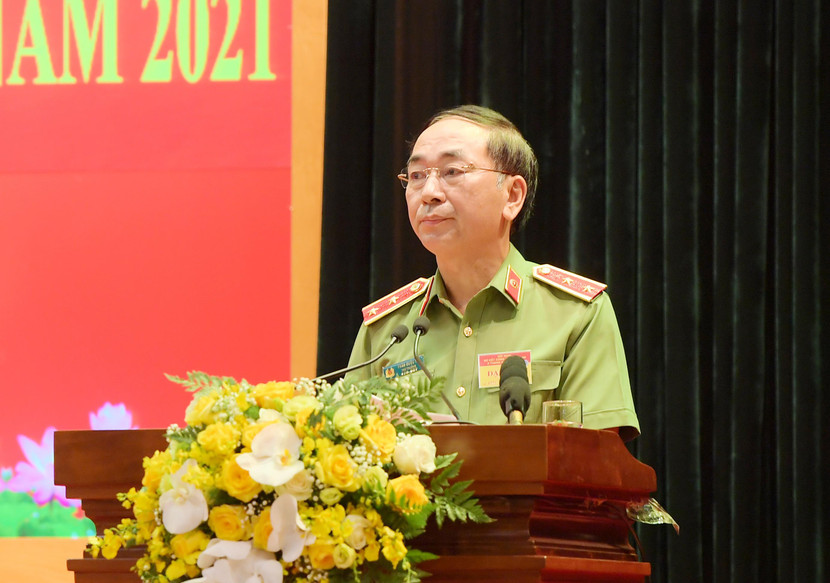 Trung tướng Trần Quốc Tỏ, Ủy viên Trung ương Đảng, Phó Bí thư Đảng ủy Công an Trung ương, Thứ trưởng Bộ Công an chủ trì phần thảo luận