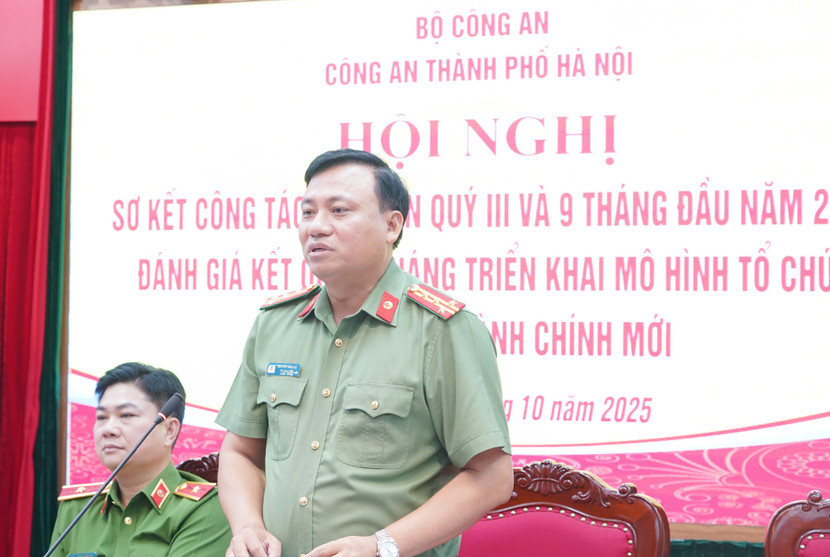 Đại tá Nguyễn Tiến Đạt, Phó Giám đốc CATP phát biểu tại hội nghị