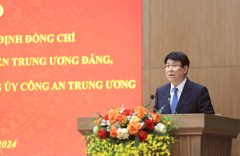 Đồng chí Lương Cường, Thường trực Ban Bí thư phát biểu tại buổi lễ Đồng chí Lương Cường, Thường trực Ban Bí thư phát biểu tại buổi lễ