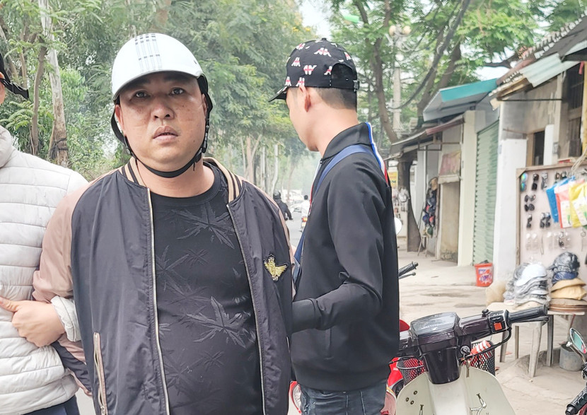 Hồ Sỹ Tuấn tại thời điểm bị các trinh sát hình sự CAP Xuân Đỉnh, quận Bắc Từ Liêm bắt giữ