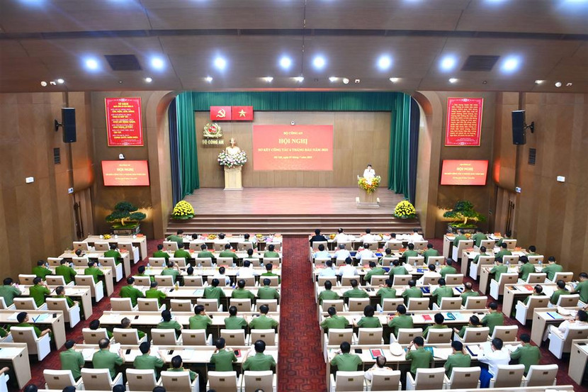 Toàn cảnh hội nghị