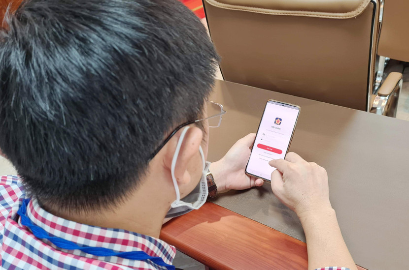 99,1% tờ khai qua chốt kiểm soát tại TP. HCM sử dụng ứng dụng VNEID 99,1% tờ khai qua chốt kiểm soát tại TP. HCM sử dụng ứng dụng VNEID