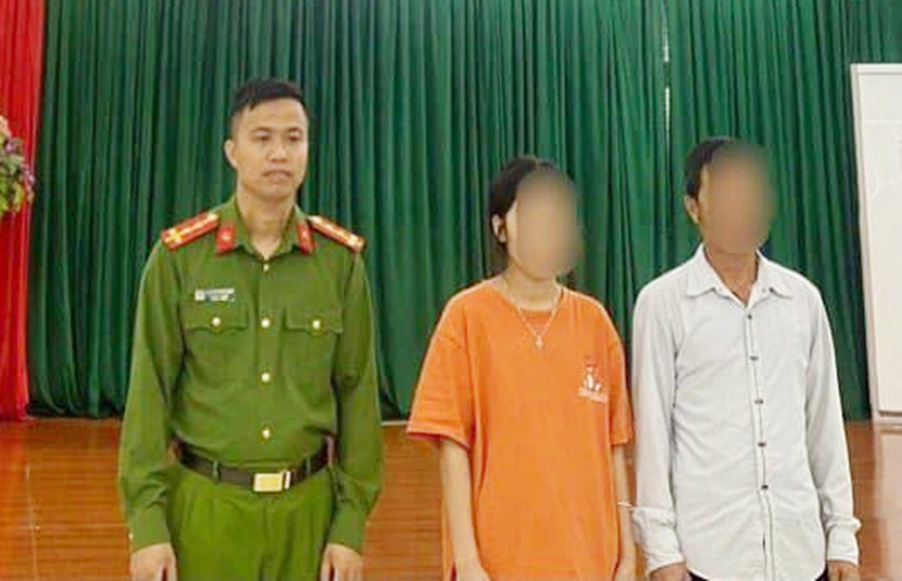 CAH Than Uyên bàn giao cháu N cho gia đình CAH Than Uyên bàn giao cháu N cho gia đình