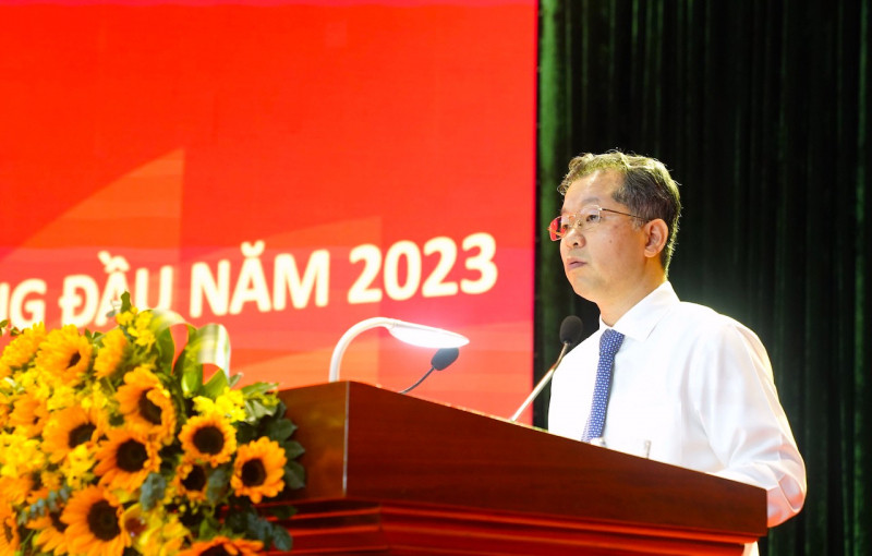 Đồng chí Nguyễn Văn Quảng, Ủy viên Trung ương Đảng, Bí thư Thành ủy thành phố Đà Nẵng phát biểu tại hội nghị