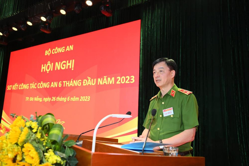 Trung tướng Nguyễn Duy Ngọc, Ủy viên Trung ương Đảng, Thứ trưởng Bộ Công an điều hành phần tham luận Trung tướng Nguyễn Duy Ngọc, Ủy viên Trung ương Đảng, Thứ trưởng Bộ Công an điều hành phần tham luận