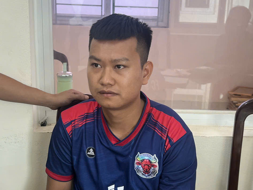 Nguyễn Văn Tình tại cơ quan công an