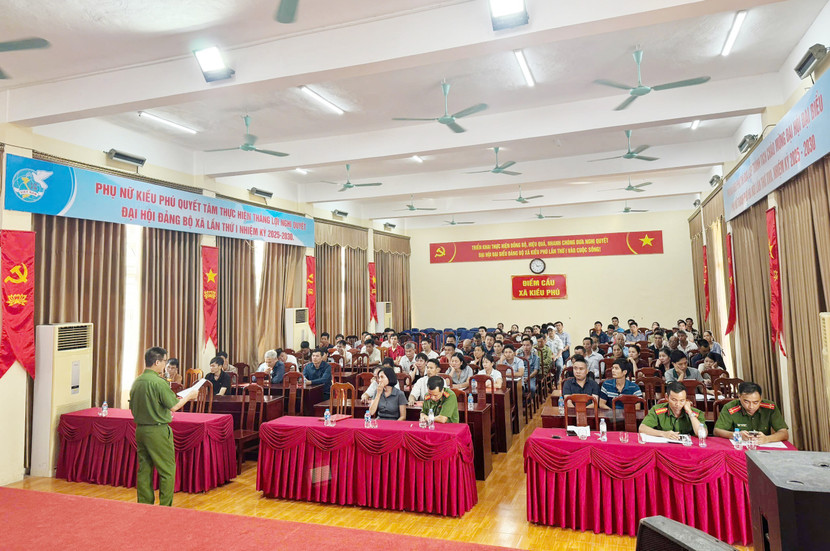 Toàn cảnh hội nghị Toàn cảnh hội nghị