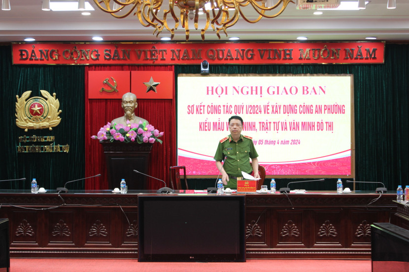 Thiếu tướng Nguyễn Hồng Ky, Phó Giám đốc CATP Hà Nội đã chủ trì Hội nghị giao ban Thiếu tướng Nguyễn Hồng Ky, Phó Giám đốc CATP Hà Nội đã chủ trì Hội nghị giao ban