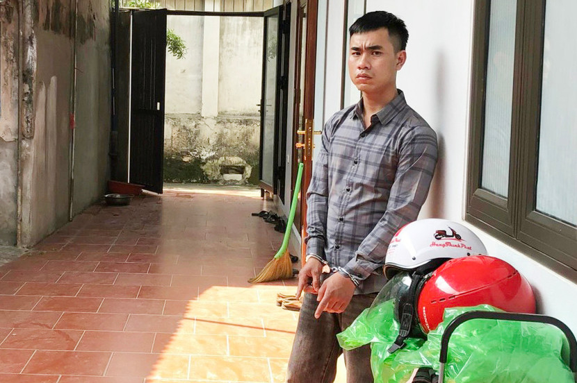 Dẫn giải Nguyễn Công Quý đến hiện trường vụ án