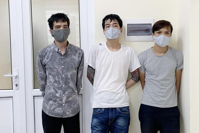 Một nhóm đối tượng chuyên nghiệp nhiều tiền án, tiền sự đã gây ra nhiều vụ cướp giật tài sản trên địa bàn quận Bắc Từ Liêm và thành phố Hà Nội Một nhóm đối tượng chuyên nghiệp nhiều tiền án, tiền sự đã gây ra nhiều vụ cướp giật tài sản trên địa bàn quận Bắc Từ Liêm và thành phố Hà Nội