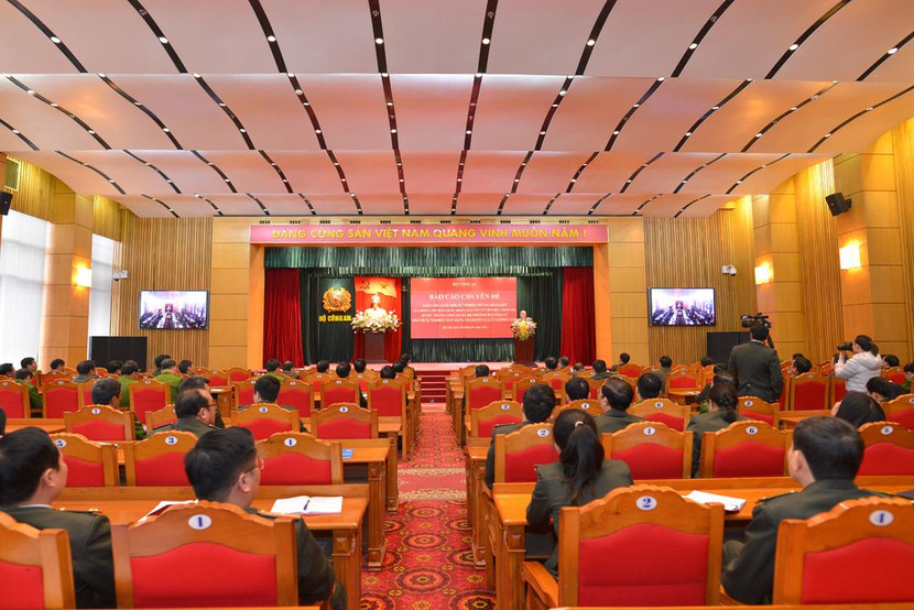 Toàn cảnh Hội nghị báo cáo chuyên đề