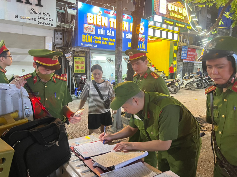 Lực lượng CSTT tăng cường kiểm tra, xử lý vi phạm, khép kín địa bàn