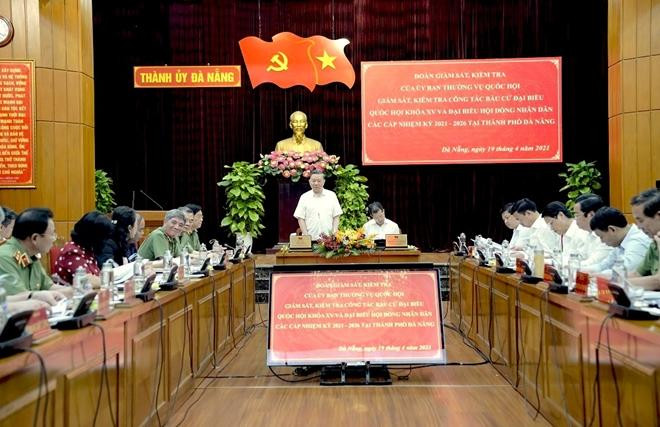 Đại tướng Tô Lâm, Ủy viên Bộ Chính trị, Bộ trưởng Bộ Công an, Trưởng đoàn giám sát, kiểm tra phát biểu tại buổi làm việc Đại tướng Tô Lâm, Ủy viên Bộ Chính trị, Bộ trưởng Bộ Công an, Trưởng đoàn giám sát, kiểm tra phát biểu tại buổi làm việc