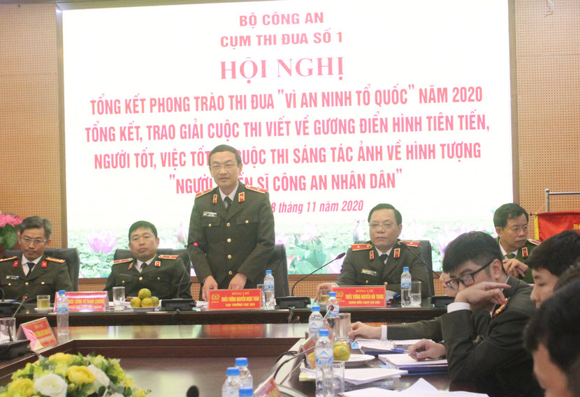 Thiếu tướng Nguyễn Ngọc Toàn phát biểu tại Hội nghị Thiếu tướng Nguyễn Ngọc Toàn phát biểu tại Hội nghị