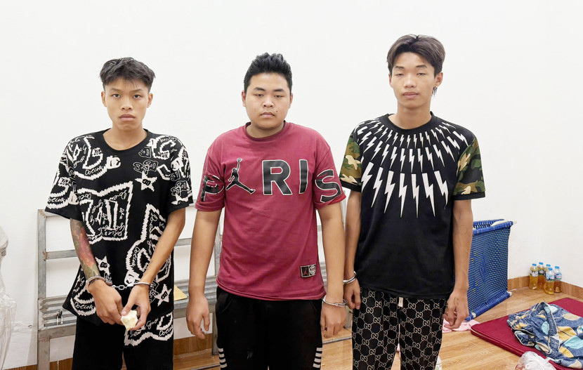 Nhóm Chu Văn Dương, Nguyễn Tuấn Hùng, Lưu Tuấn Anh