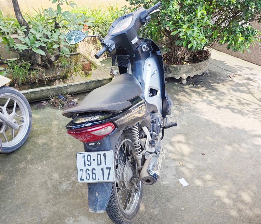 Chiếc xe máy nhóm tội phạm cướp của anh D