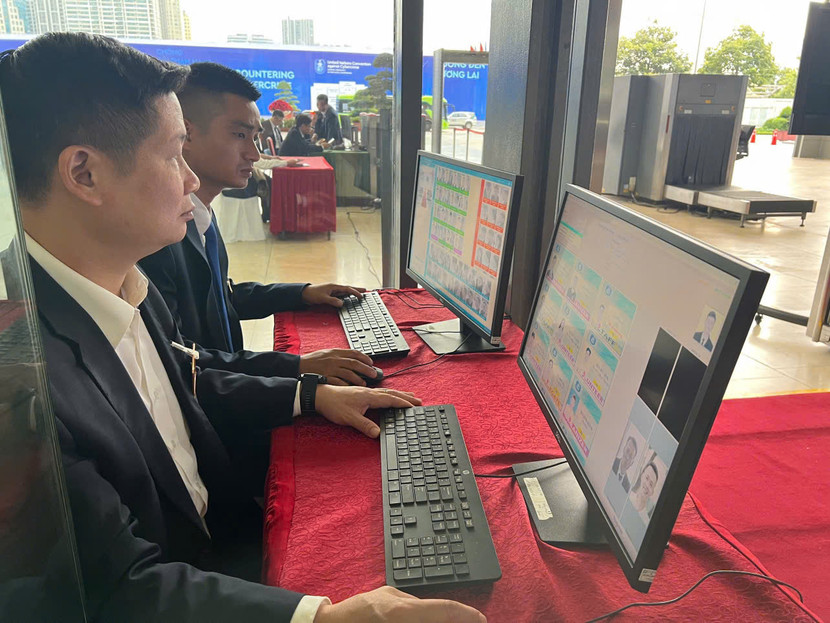 Bộ Tư lệnh Cảnh vệ áp dụng nhiều phương tiện thiết bị hiện đại thực hiện nhiệm vụ đảm bảo an ninh Lễ mở ký Công ước Hà Nội