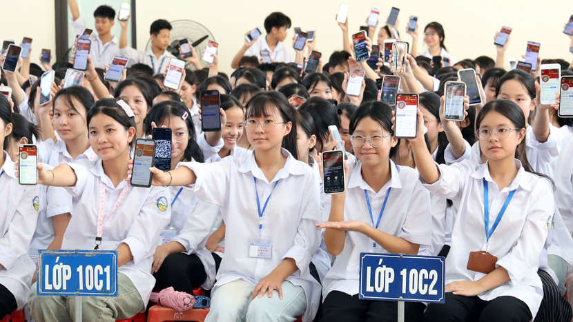 Chiến dịch hướng tới mục tiêu không ai bị bỏ lại một mình trong không gian mạng Chiến dịch hướng tới mục tiêu không ai bị bỏ lại một mình trong không gian mạng