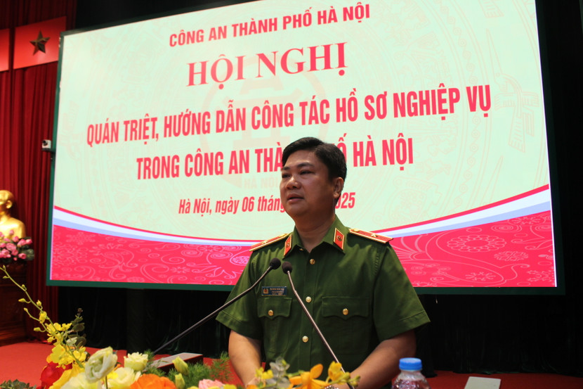 Thiếu tướng Dương Đức Hải, Phó Giám đốc CATP Hà Nội chủ trì Hội nghị