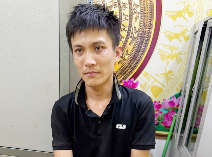 Đối tượng Nguyễn Quang Tiến bị khởi tố về tội Tàng trữ trái phép chất ma túy Đối tượng Nguyễn Quang Tiến bị khởi tố về tội Tàng trữ trái phép chất ma túy