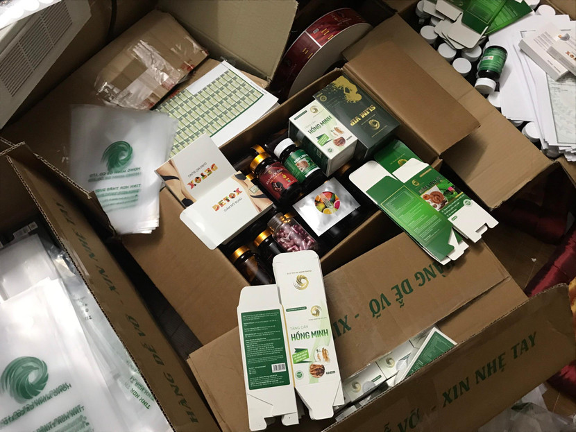 Các loại sản phẩm công ty Hồng Minh phân phối ra thị trường, trong đó một số loại đã bị thay đổi công dụng Các loại sản phẩm công ty Hồng Minh phân phối ra thị trường, trong đó một số loại đã bị thay đổi công dụng