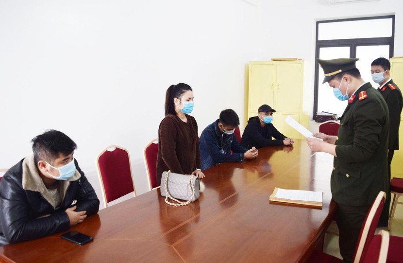 Bốn trường hợp vi phạm tại Công an Thị xã Đông Triều Bốn trường hợp vi phạm tại Công an Thị xã Đông Triều