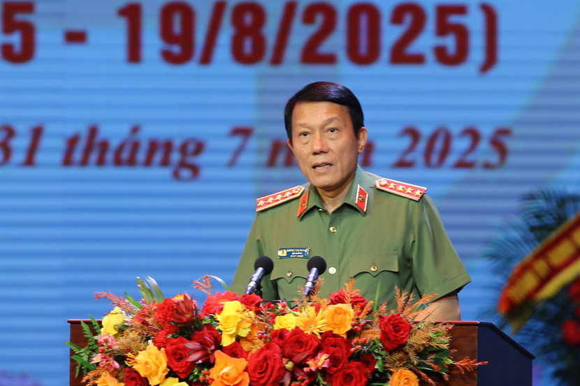 Đại tướng Lương Tam Quang, Ủy viên Bộ Chính trị, Bí thư Đảng ủy Công an Trung ương, Bộ trưởng Bộ Công an phát biểu tại lễ kỷ niệm