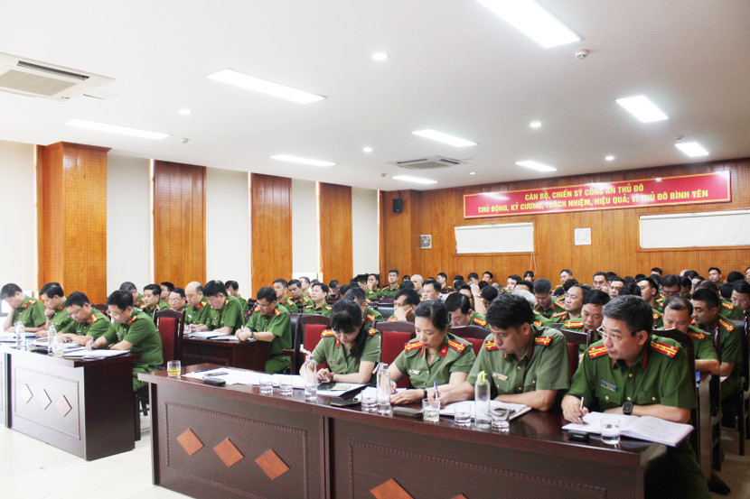 Toàn cảnh hội nghị Toàn cảnh hội nghị