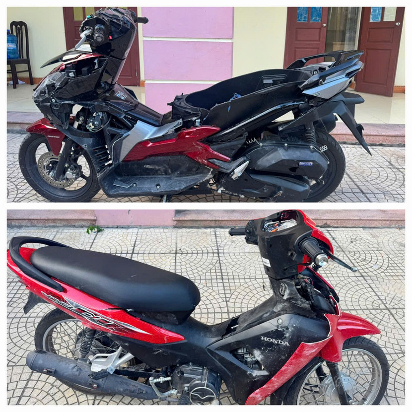 Những chiếc xe máy không còn nguyên vẹn sau cuộc hỗn chiến Những chiếc xe máy không còn nguyên vẹn sau cuộc hỗn chiến