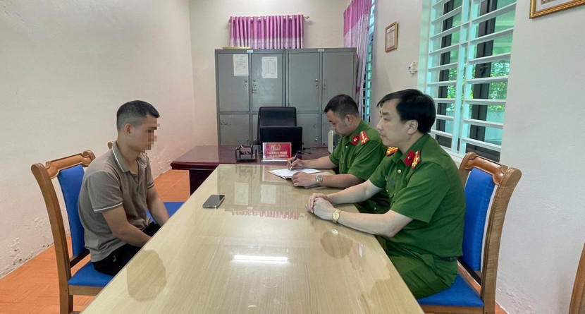 Cơ quan công an làm việc với anh Nguyễn Tiến D