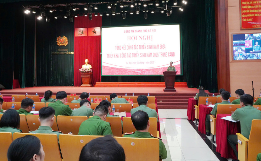 Toàn cảnh hội nghị