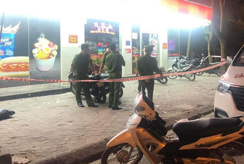 Cơ quan công an phong tỏa hiện trường nơi xảy ra vụ việc