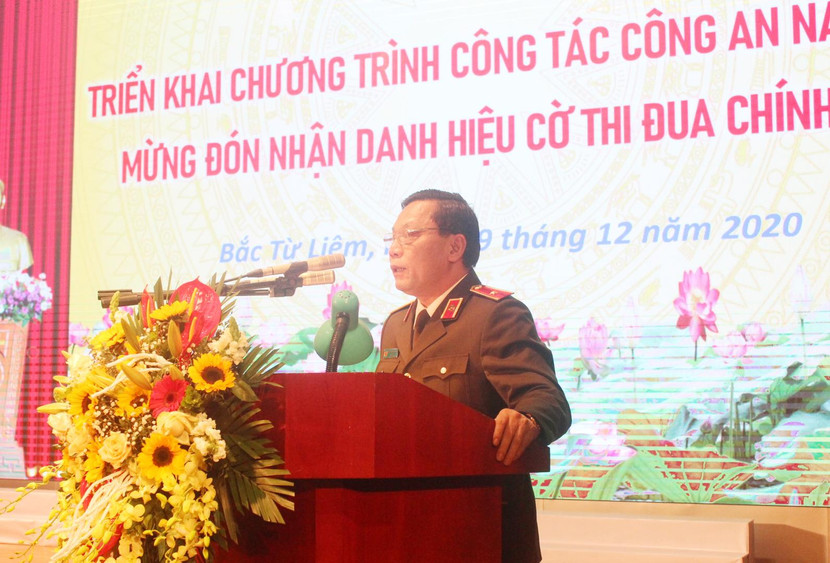 Thiếu tướng Nguyễn Hải Trung - Ủy viên Ban Thường vụ Thành ủy, Bí thư Đảng ủy, Giám đốc CATP phát biểu chỉ đạo tại Hội nghị