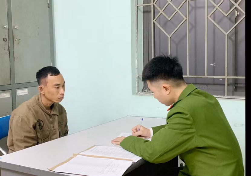 Cơ quan CSĐT - CAQ Bắc Từ Liêm ghi lời khai đối tượng Lưu Văn Thủy