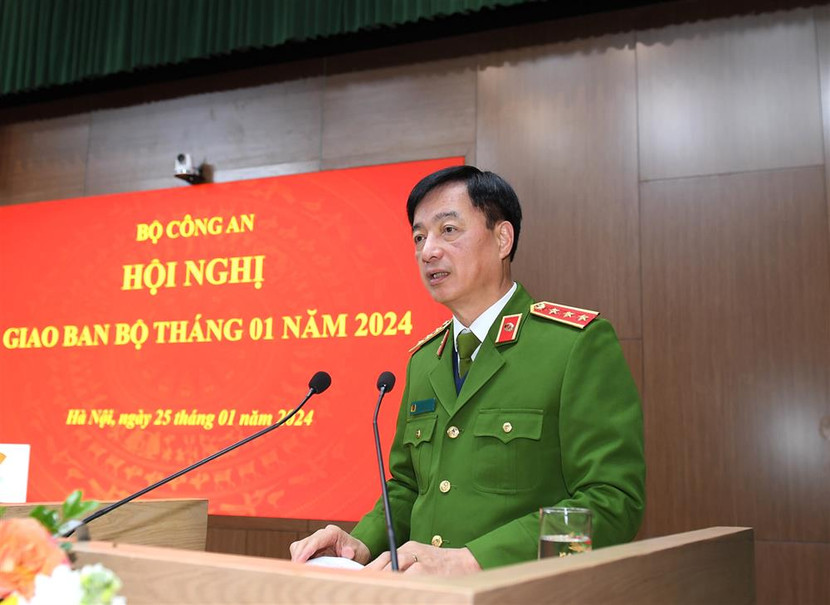 Thượng tướng Nguyễn Duy Ngọc, Ủy viên Trung ương Đảng, Thứ trưởng Bộ Công an phát biểu tại hội nghị Thượng tướng Nguyễn Duy Ngọc, Ủy viên Trung ương Đảng, Thứ trưởng Bộ Công an phát biểu tại hội nghị